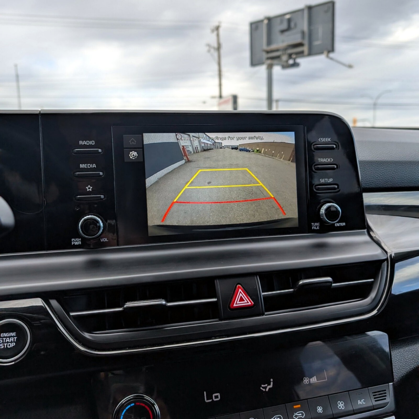 2025 Kia Seltos — photo 17