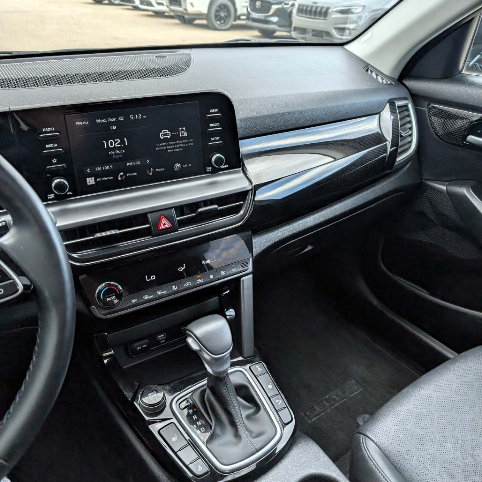 2025 Kia Seltos — photo 16