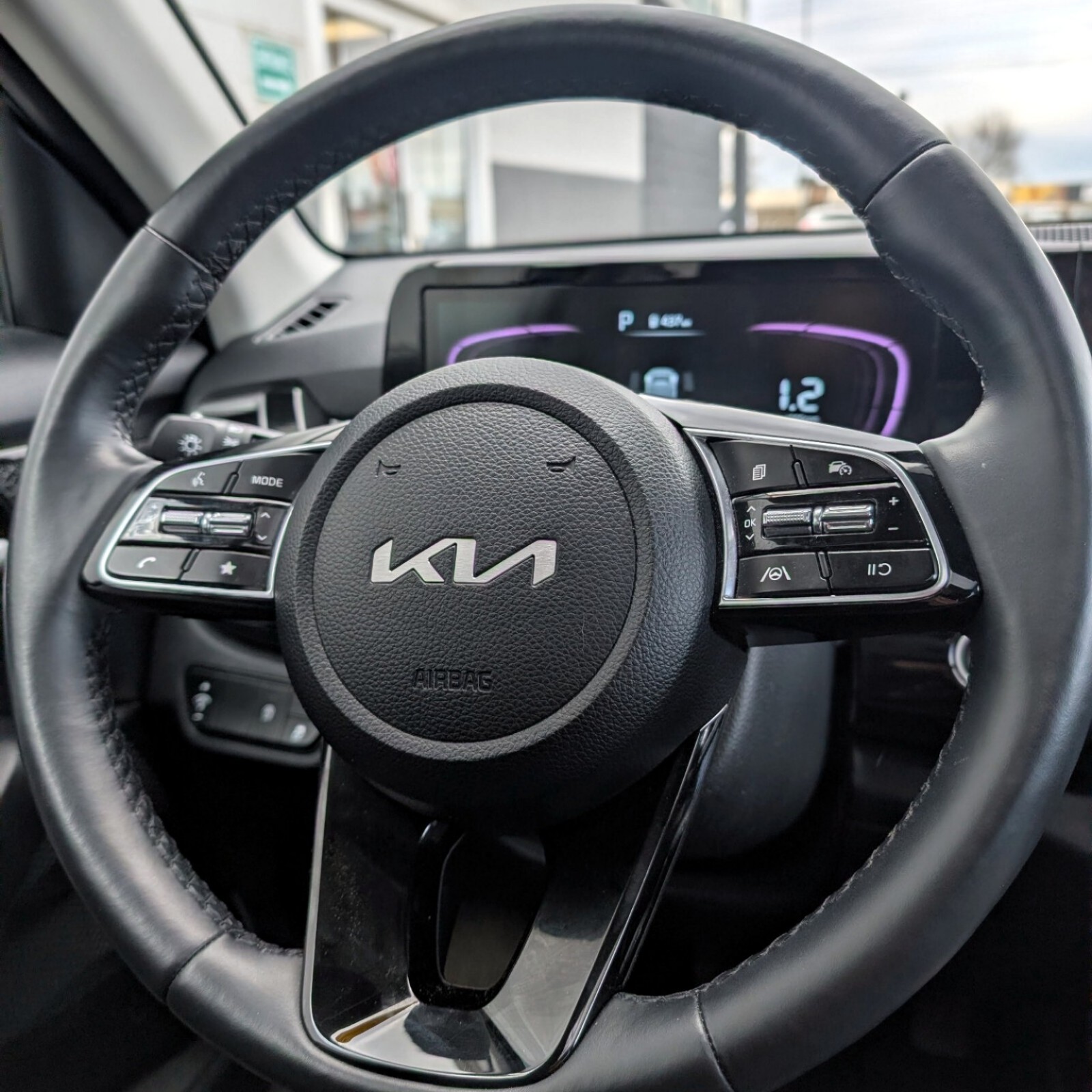 2025 Kia Seltos — photo 18
