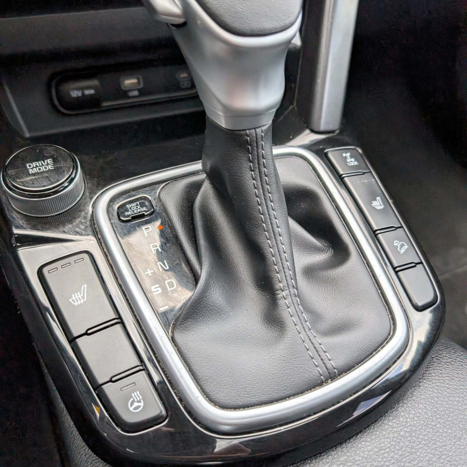 2025 Kia Seltos — photo 20