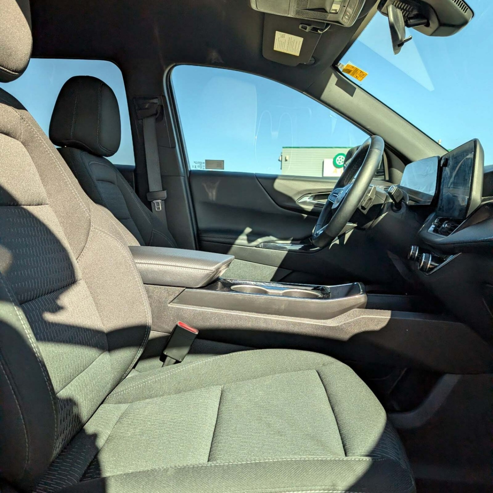 2025 Chevrolet Equinox — photo 9