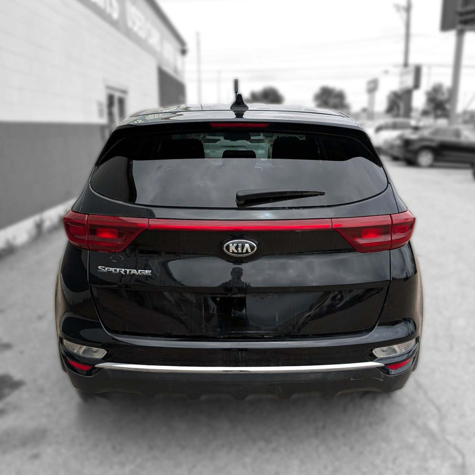 2021 Kia Sportage — photo 3