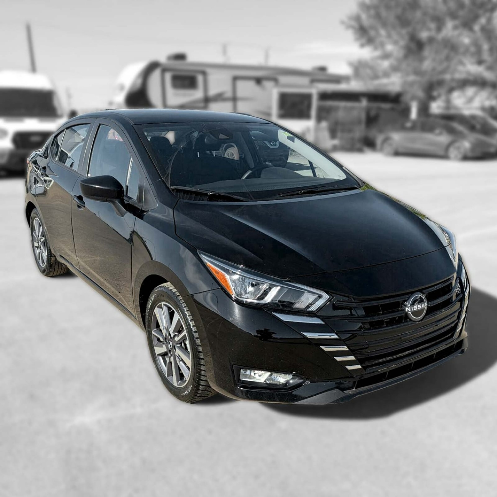 2025 Nissan Versa — photo 4