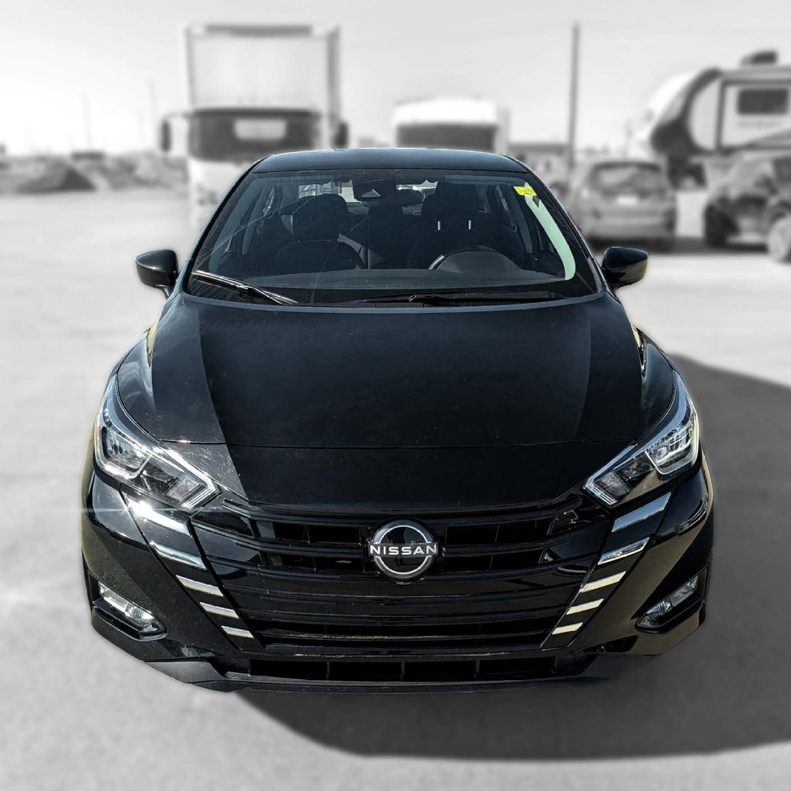 2025 Nissan Versa — photo 3