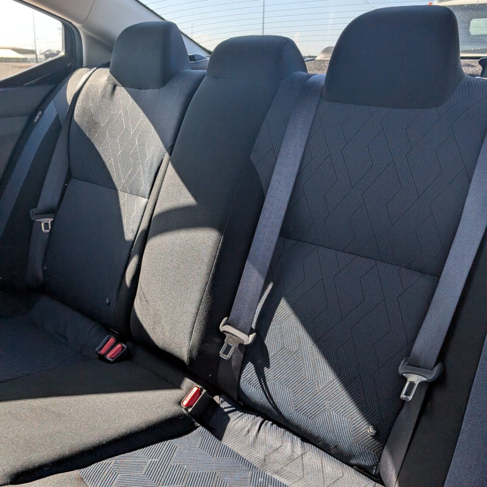2025 Nissan Versa — photo 10