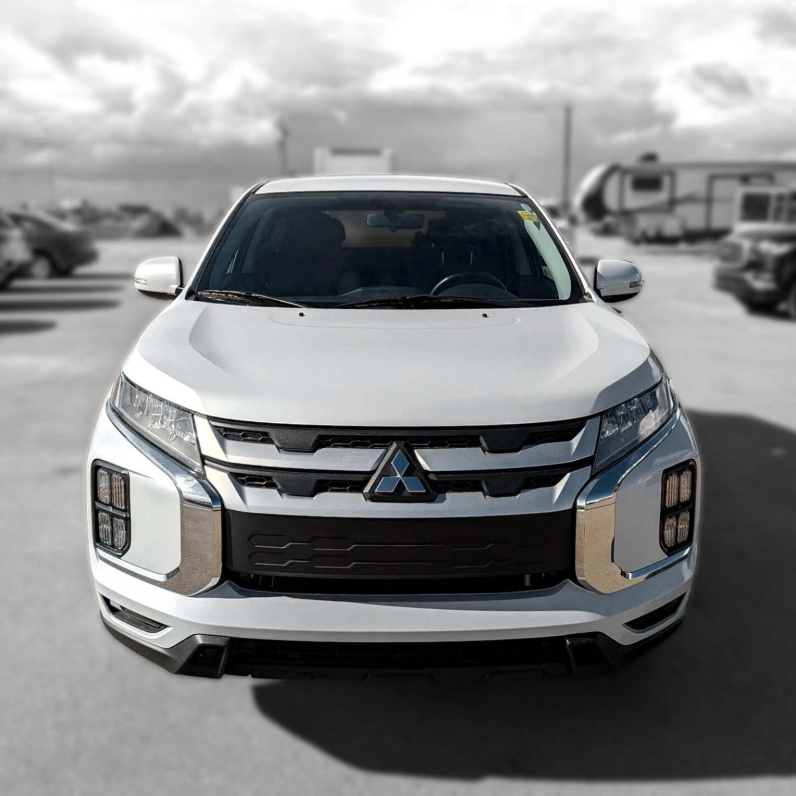 2024 Mitsubishi RVR — photo 4