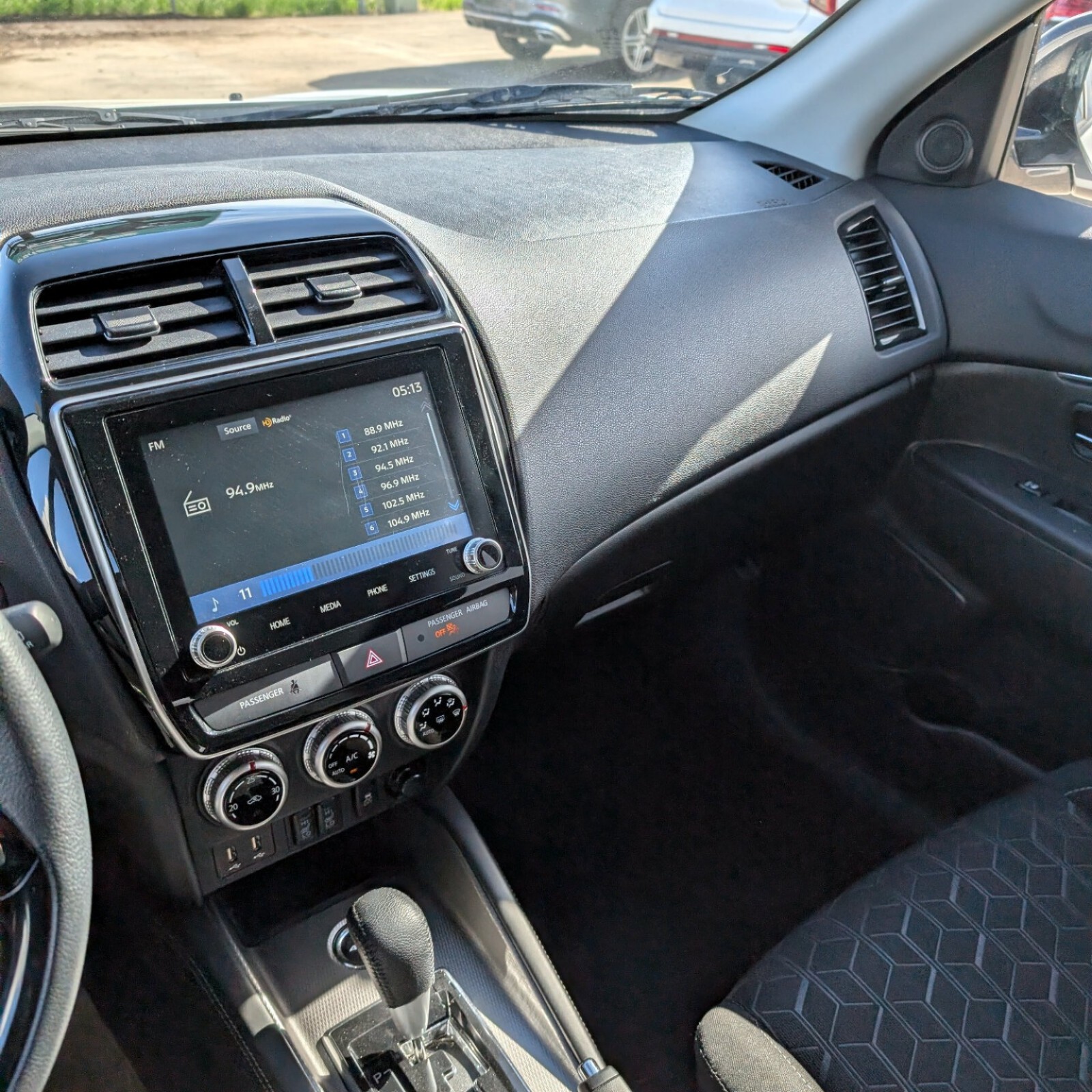 2024 Mitsubishi RVR — photo 14