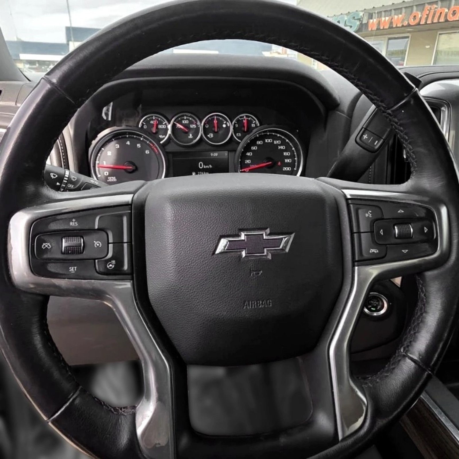 2022 Chevrolet Silverado 1500 LTD — photo 9