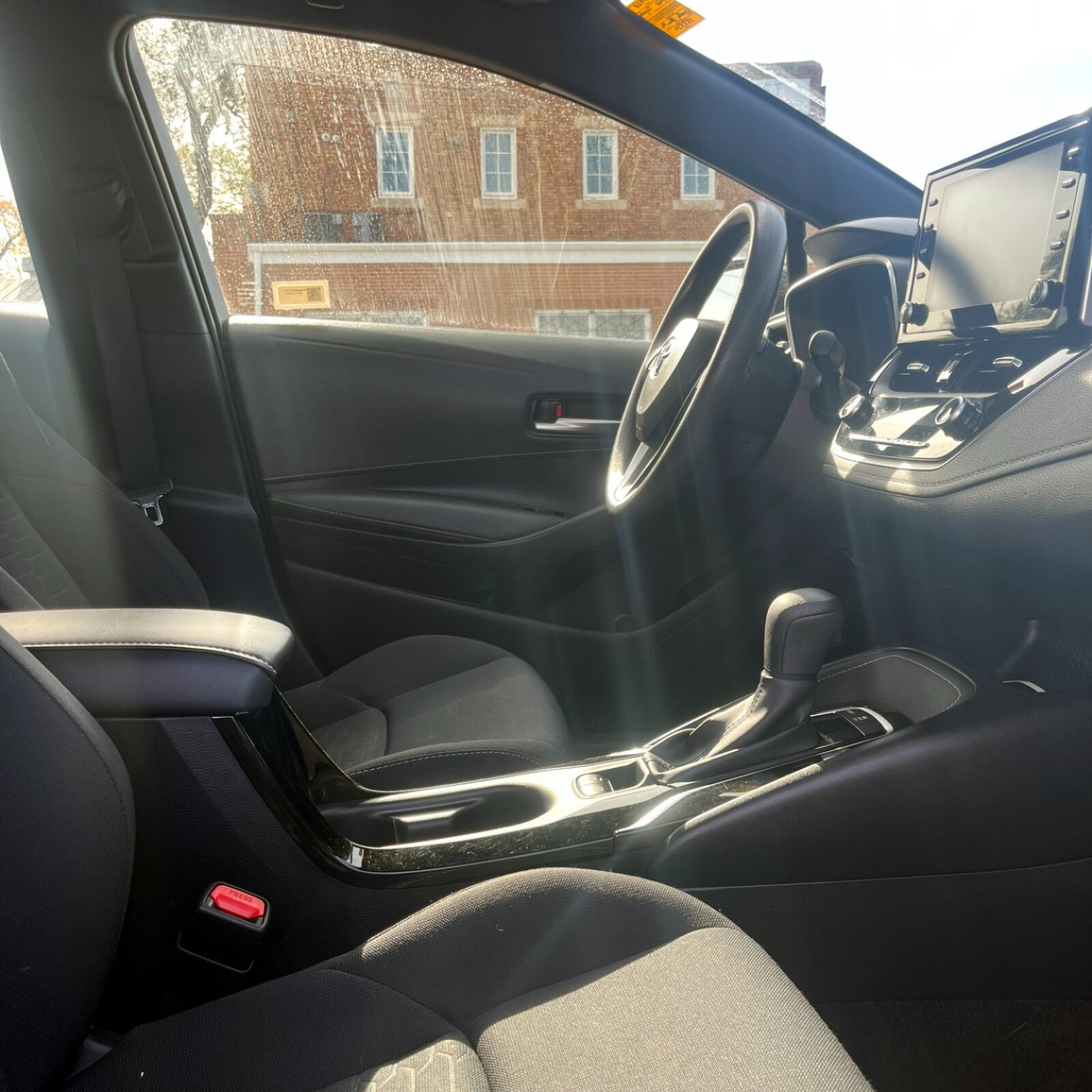 2022 Toyota Corolla Hatchback — photo 7