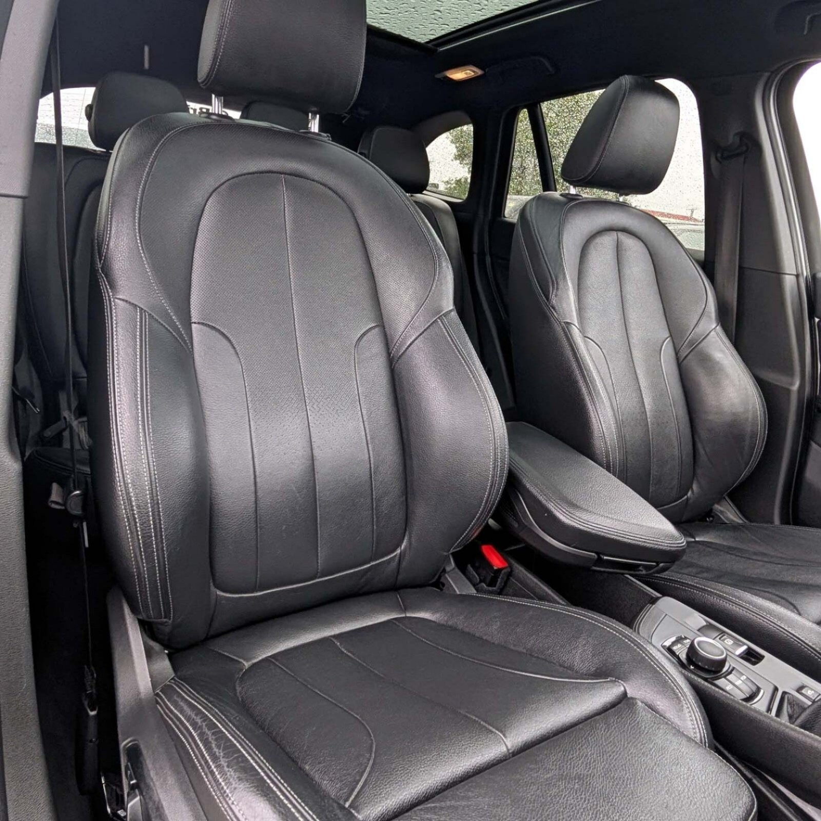 2018 BMW X1 — photo 12