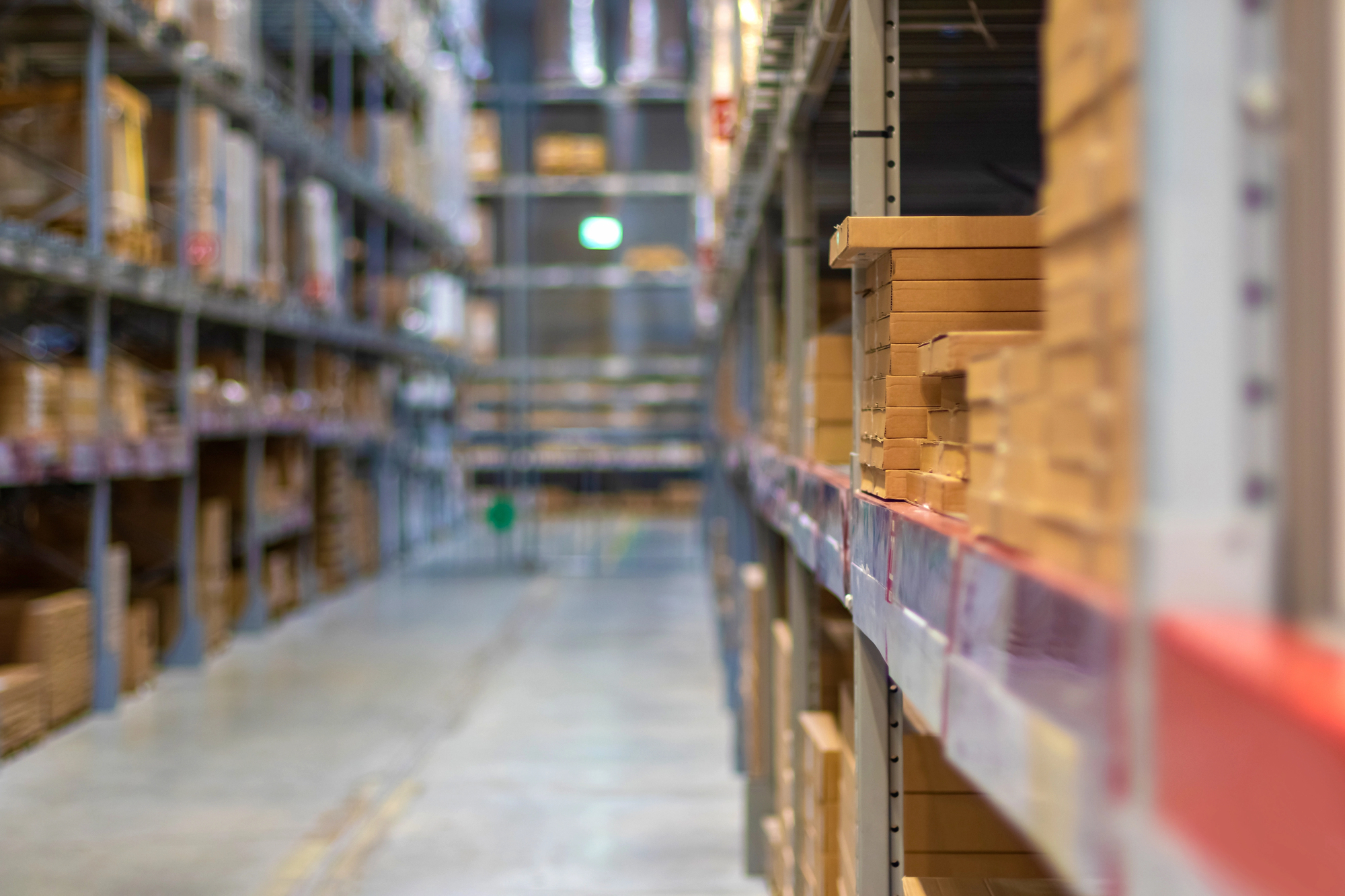 The Role of Regional Warehouses in Shorthaul Logistics