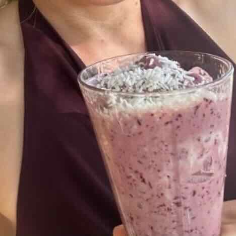 selbstgemachtes, gesundes Eis mit viel Protein