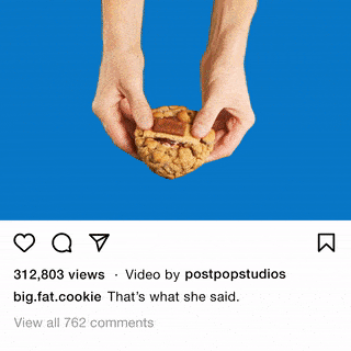 3D Instagram GIF breaking warm cookie open