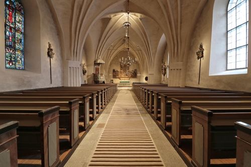 Altargången i Botkyrka kyrka.