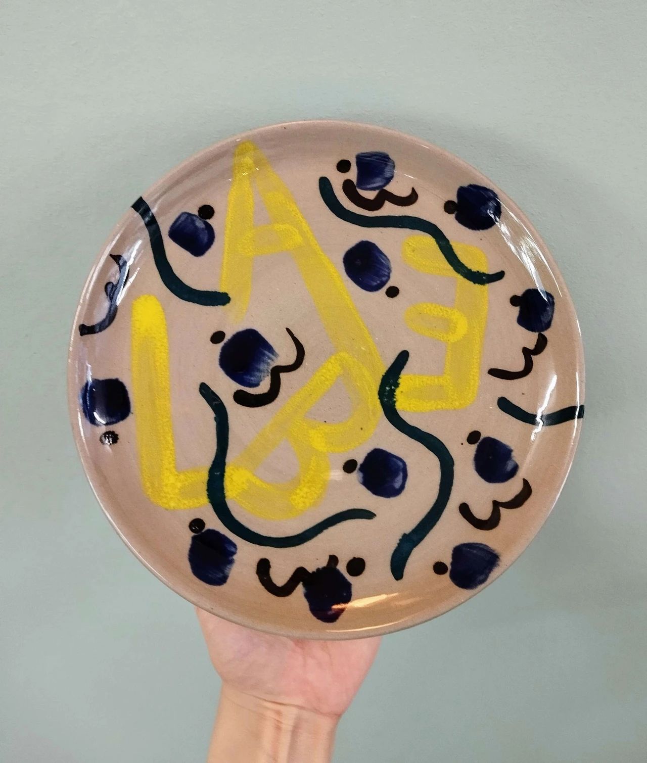 keramiek painted by hand