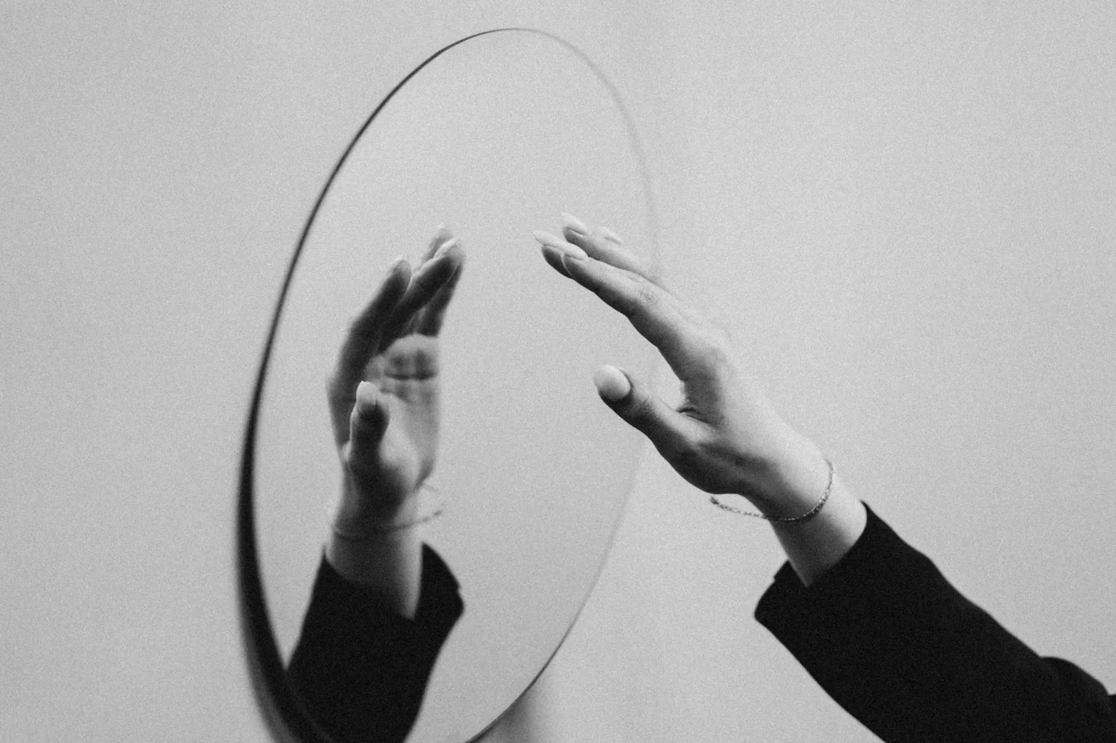 Hands in a mirror