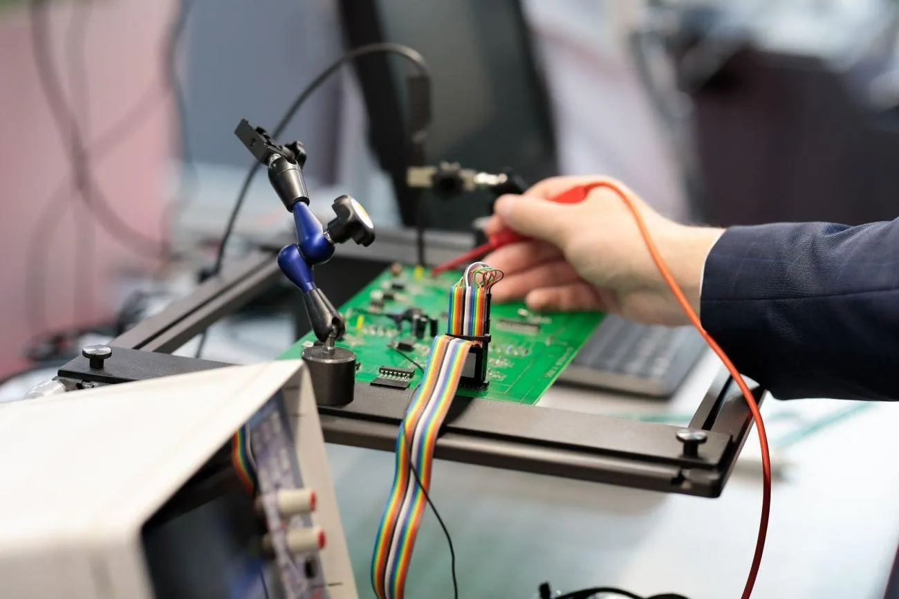 Person testing motherboard