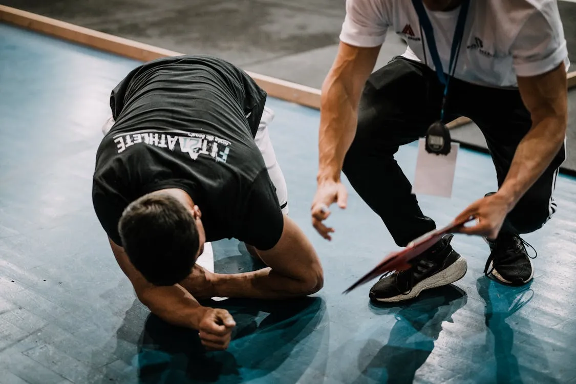 Fitness coach training client