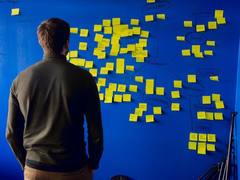 Unique features for banking & startups for new entrepreneurs. Guidance from a business coach.