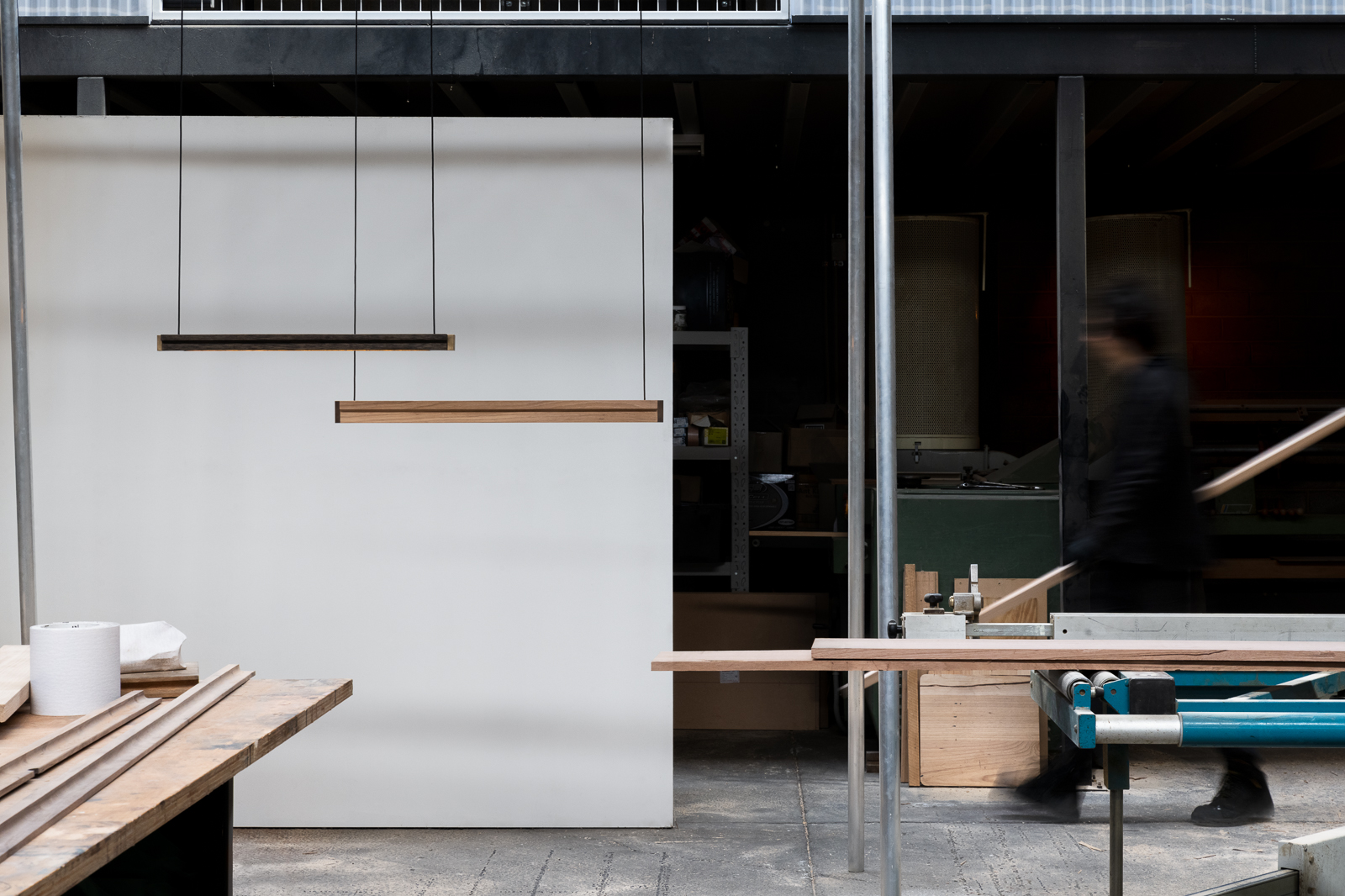 Mantel Linear Pendant