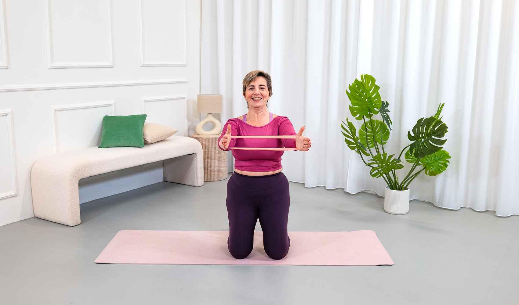 pilates con dumbbells come potenziare il tuo allenamento con pesi leggeri pilates pesi forza resistenza muscoli corpo esercizi il pilates esercizi di pilates controllo postura allenamento metodo lavoro allenamenti intensità movimento casa migliorare la postura colonna vertebrale disciplina benefici stabilità muscolatura respirazione flessibilità attenzione benessere braccia tonificazione qualità movimenti risultati core obiettivo mondo sessione spalle precisione shoulder press schiena principi mobilità metodo pilates roll down modo miglioramento obiettivi palestra attrezzi parte vita roll up tecnica aumento spazio carichi fluidità difficoltà discipline concentrazione pratica stress uno squat riferimento allineamento supporto esercizio infortuni equilibrio serie mente fattori elementi tipo ginnastica realtà base consapevolezza