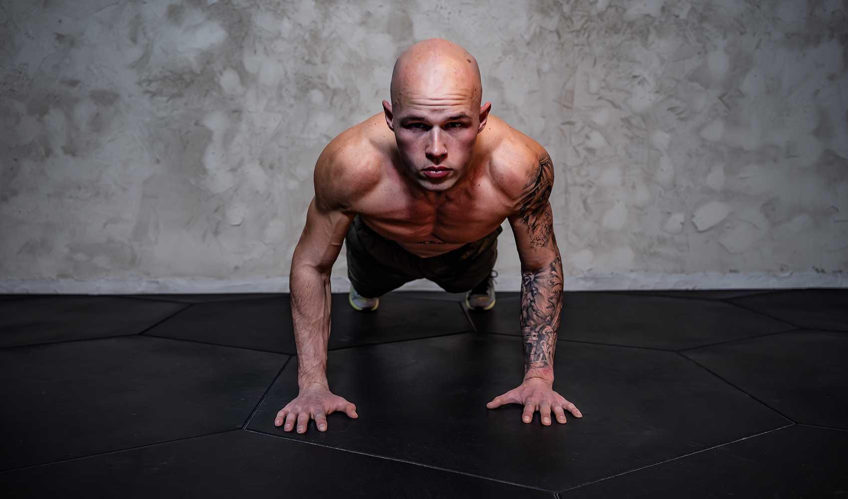 deltoide il muscolo chiave per spalle forti e toniche allenamento esercizi forza personal trainer spalle palestra deltoide corpo post meglio muscoli deltoidi spalla muscolo cuffia dei rotatori parte consigli età esperienza migliori esercizi modo articolo focus ipertrofia fasci risultati impatto alzate laterali attività movimento allenamenti carico esercizio forma esercizi multiarticolari programma uno lavori tipo lettura gruppi muscolari sviluppo isolamento bisogno sport fitness workout movimenti military press relazione braccio tutti postura parametri gruppi cedimento base programmi struttura metodo esempio senso condizioni rischio risposta principi lato categoria manubri anatomia gestione serie caso lavoro livello distretto dolore capi parti piedi