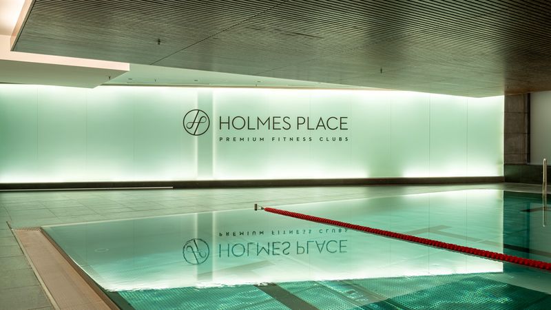 Holmes Place Premium Fitnessstudios
