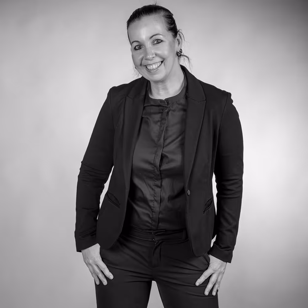 Mitarbeiterfoto Anett Heinrich