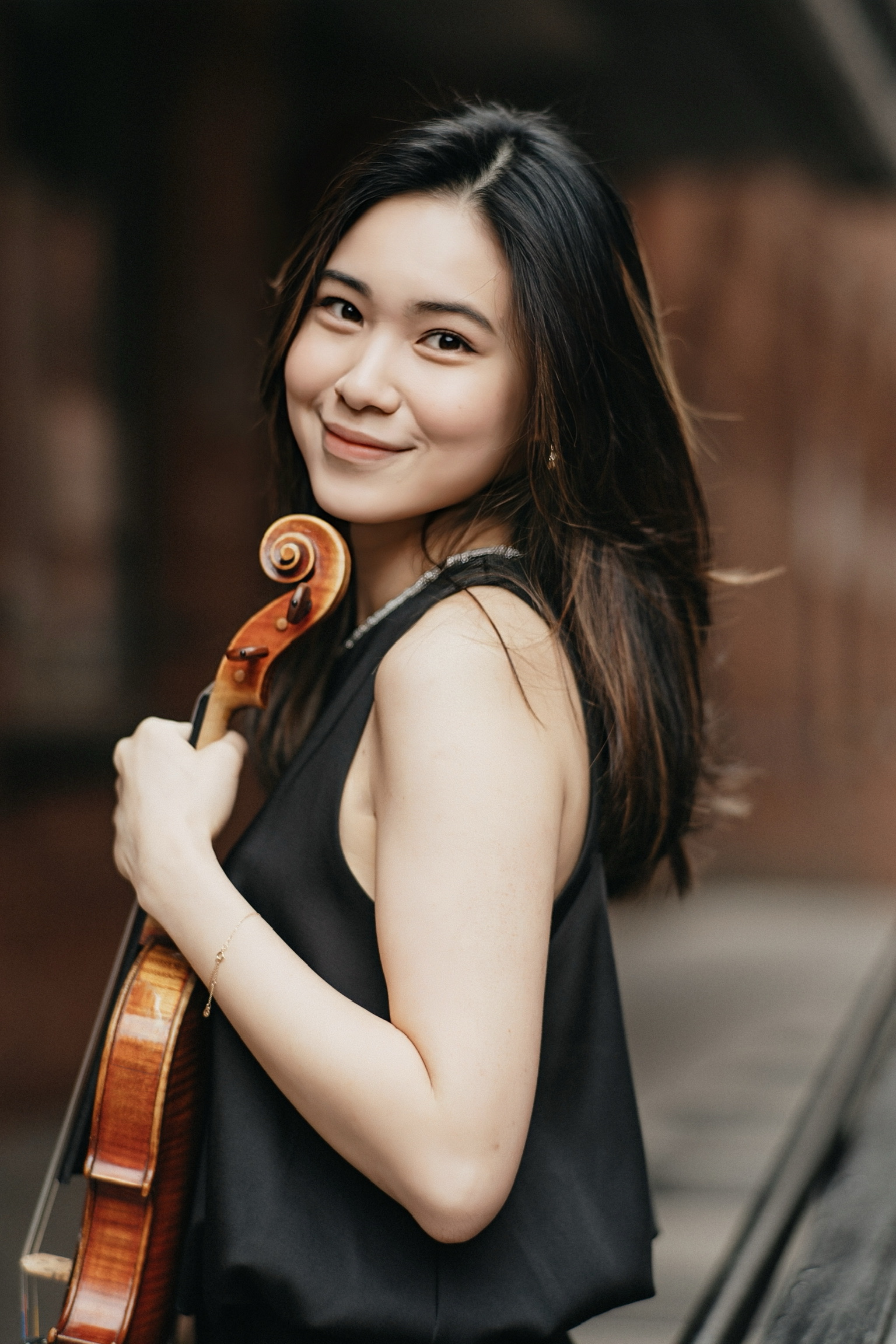 Yun Lee