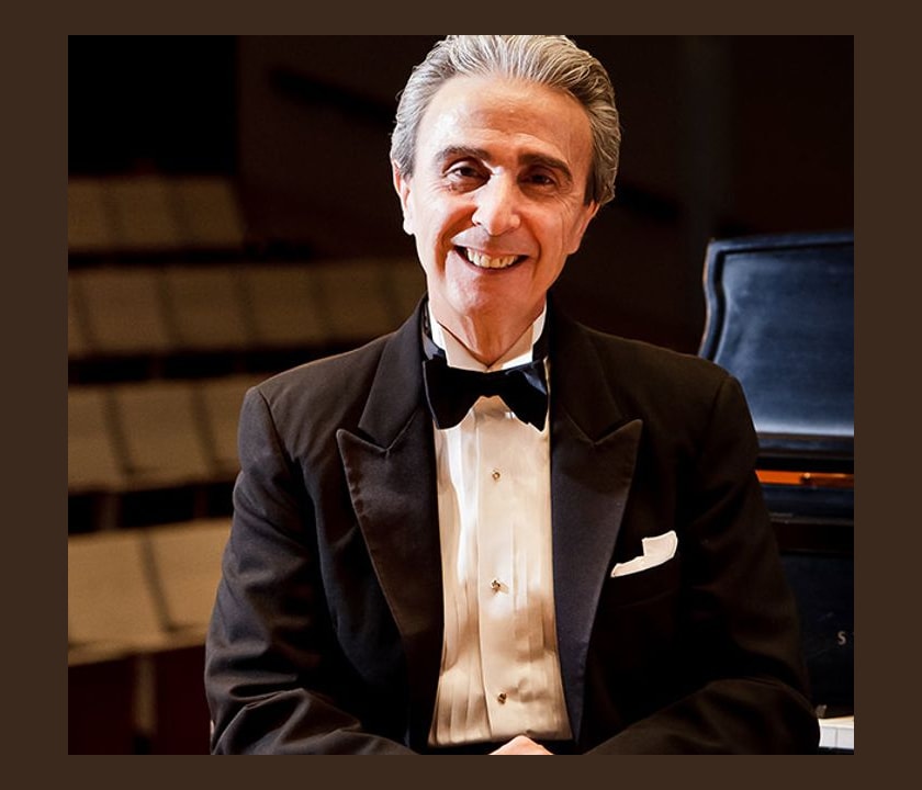Santiago Rodriguez — Piano