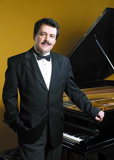 Mikhail Yanovitsky — Piano