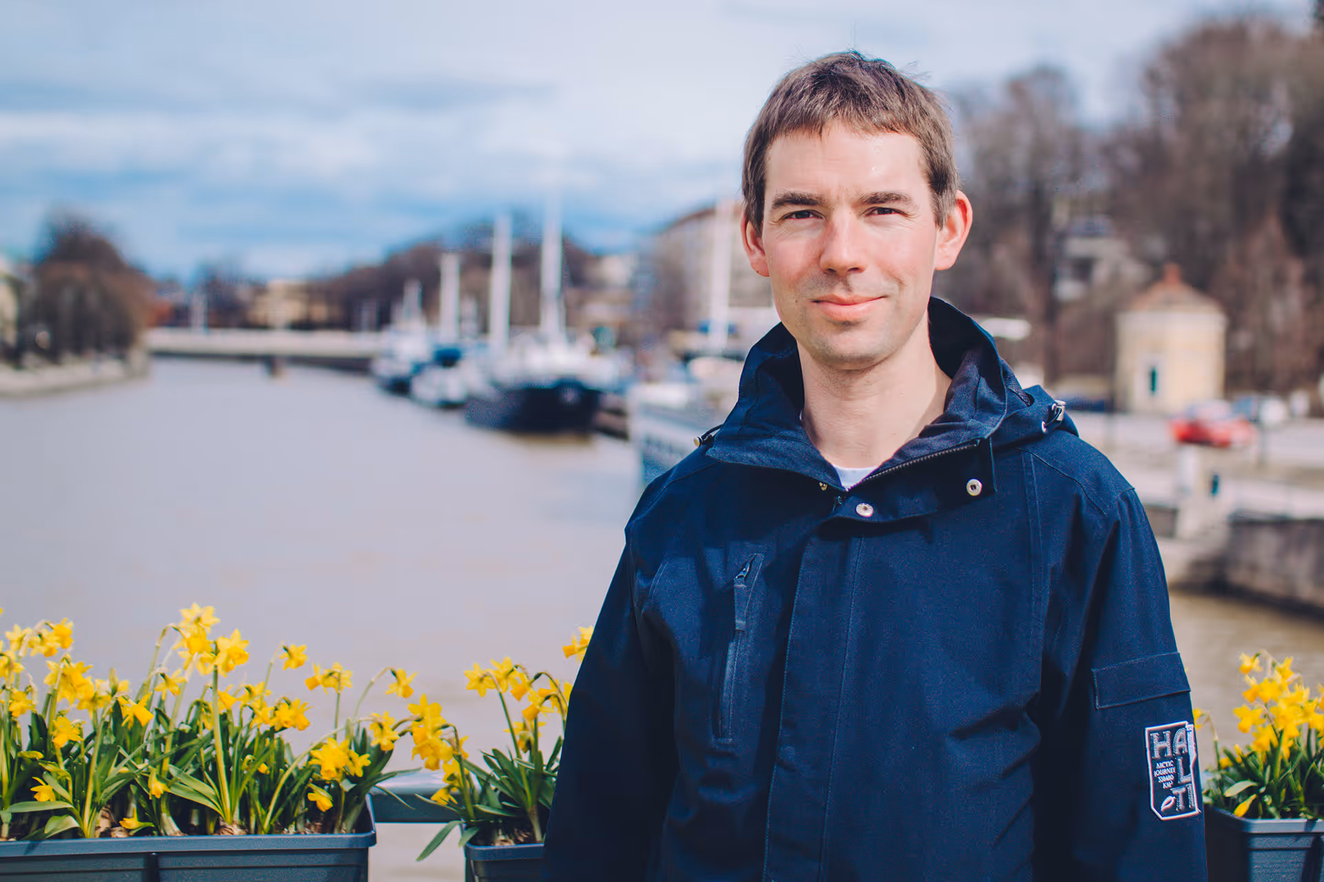 Lankojen kiinni pitämistä ja purjehdusta – esittelyssä Oskari Huiskala