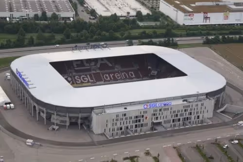 Billet de voyage pour assister à un match d'Augsburg en Bundesliga – Vivez l'intensité du football allemand au WWK Arena