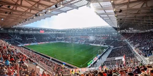 Billet de voyage pour assister à un match du SC Fribourg en Bundesliga – Vivez l'intensité du football allemand.