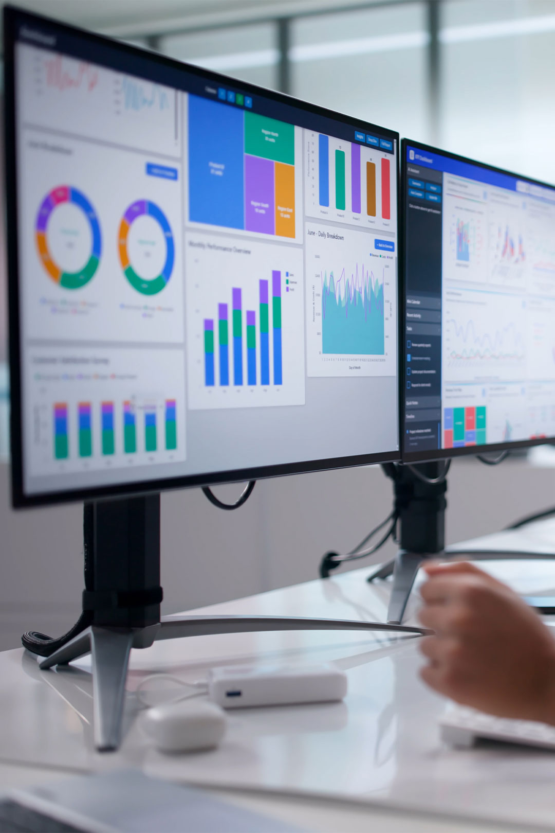 Medical device sales enablement company: medical device sales messaging, collateral strategy, presentation development, buyer education, competitive tools, digital follow-up, and commercial enablement