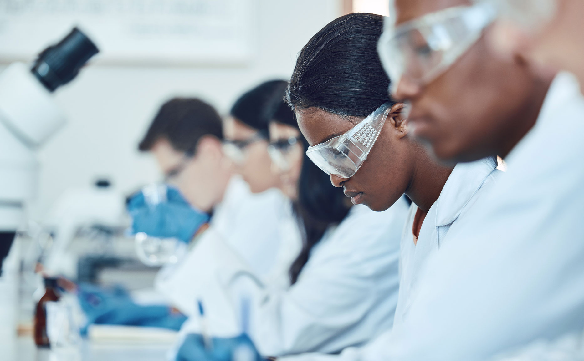 clinical trial marketing company supporting clinical research recruitment, study communication, sponsor evaluation, CRO differentiation, site activation, and commercial growth