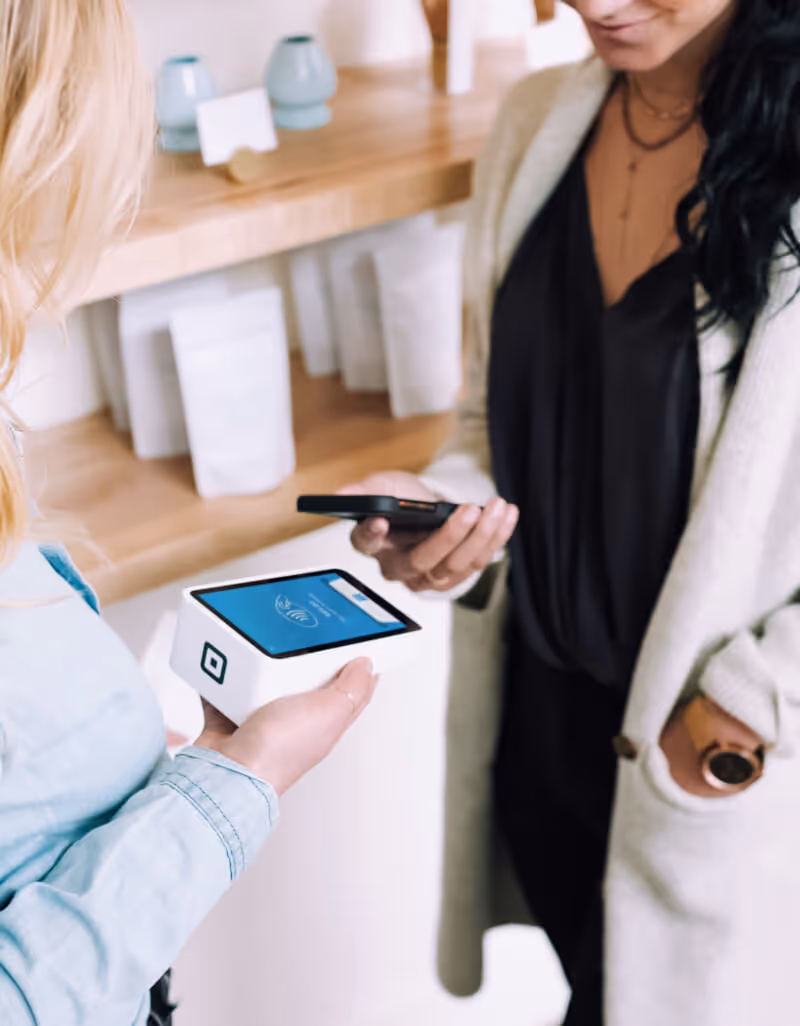 Pandémia urýchlila bezhotovostné platby aj u lekárov