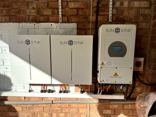 Solar battery storage financial benefits