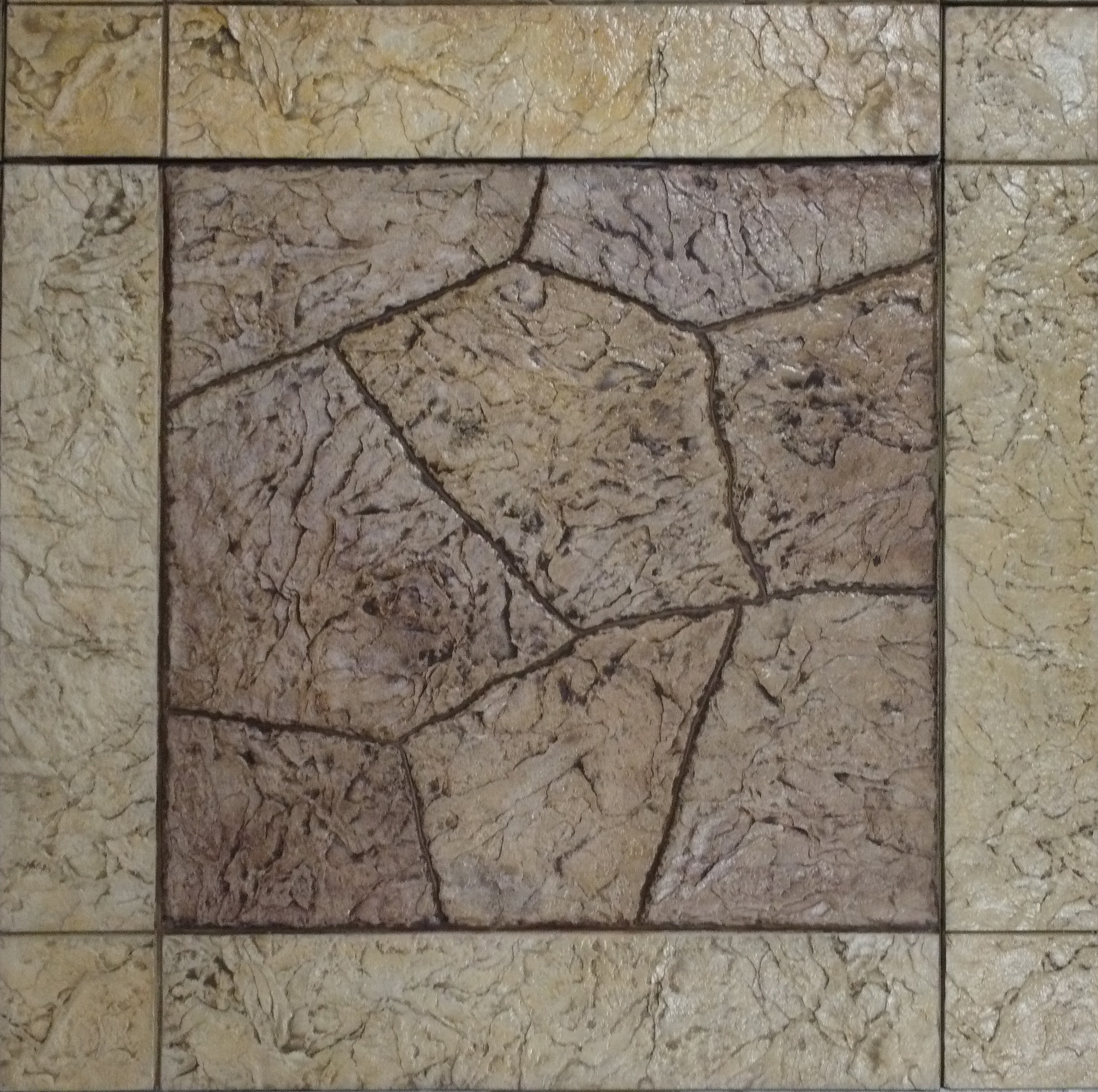 Capri Random Stone Banded Seamless Magnetic