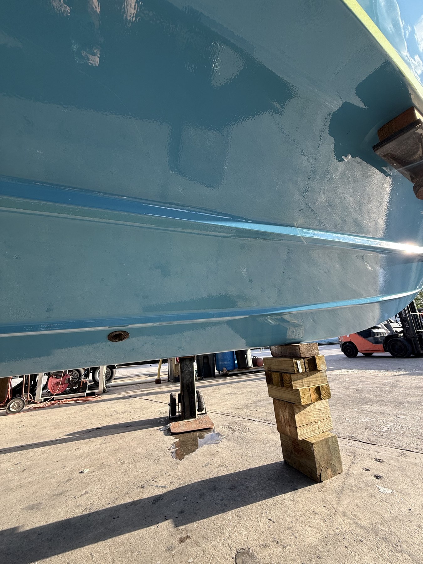 Blue hull bottom finish detail