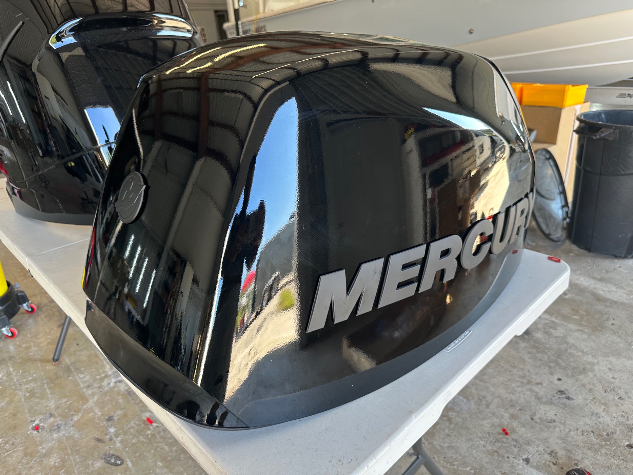 Mercury cowling finish