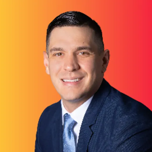 Greg Airel the Vice President of Sales and Business Development at Fulfill and former Owner of Shipping Pilot