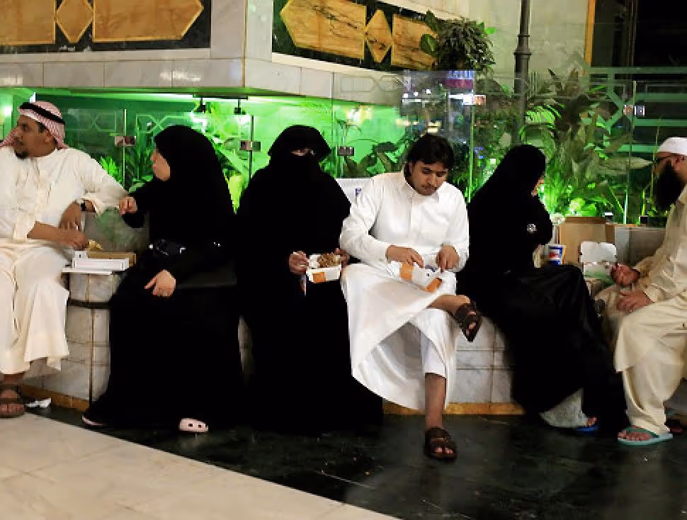 Allowing youth in malls