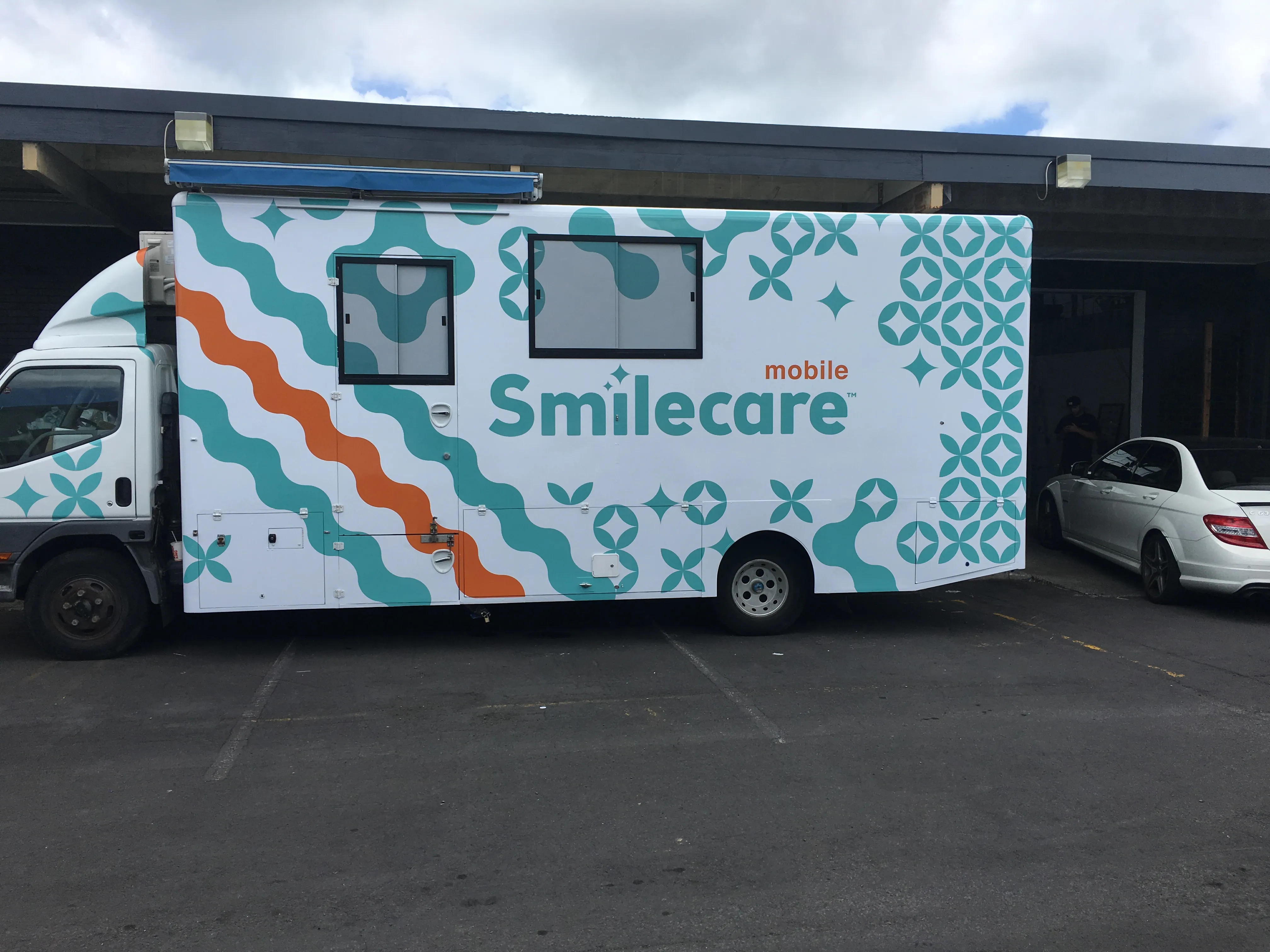 Unique Signage x Smilecare truck.