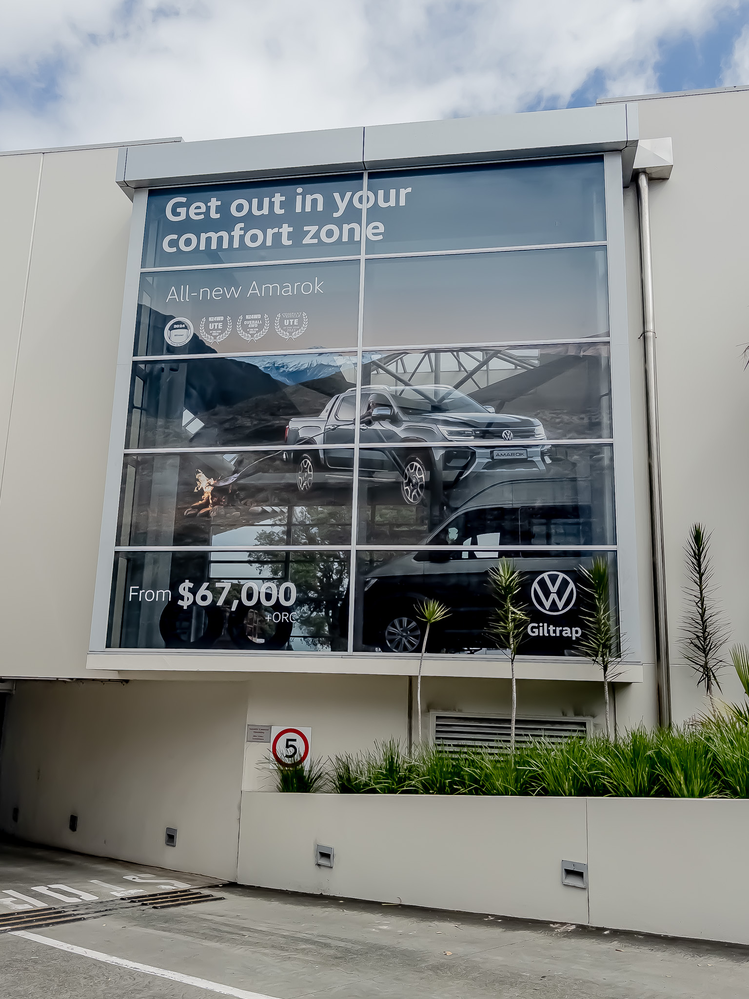 Giltrap Prestige vehicle fleet signage by Unique Tints Auckland.