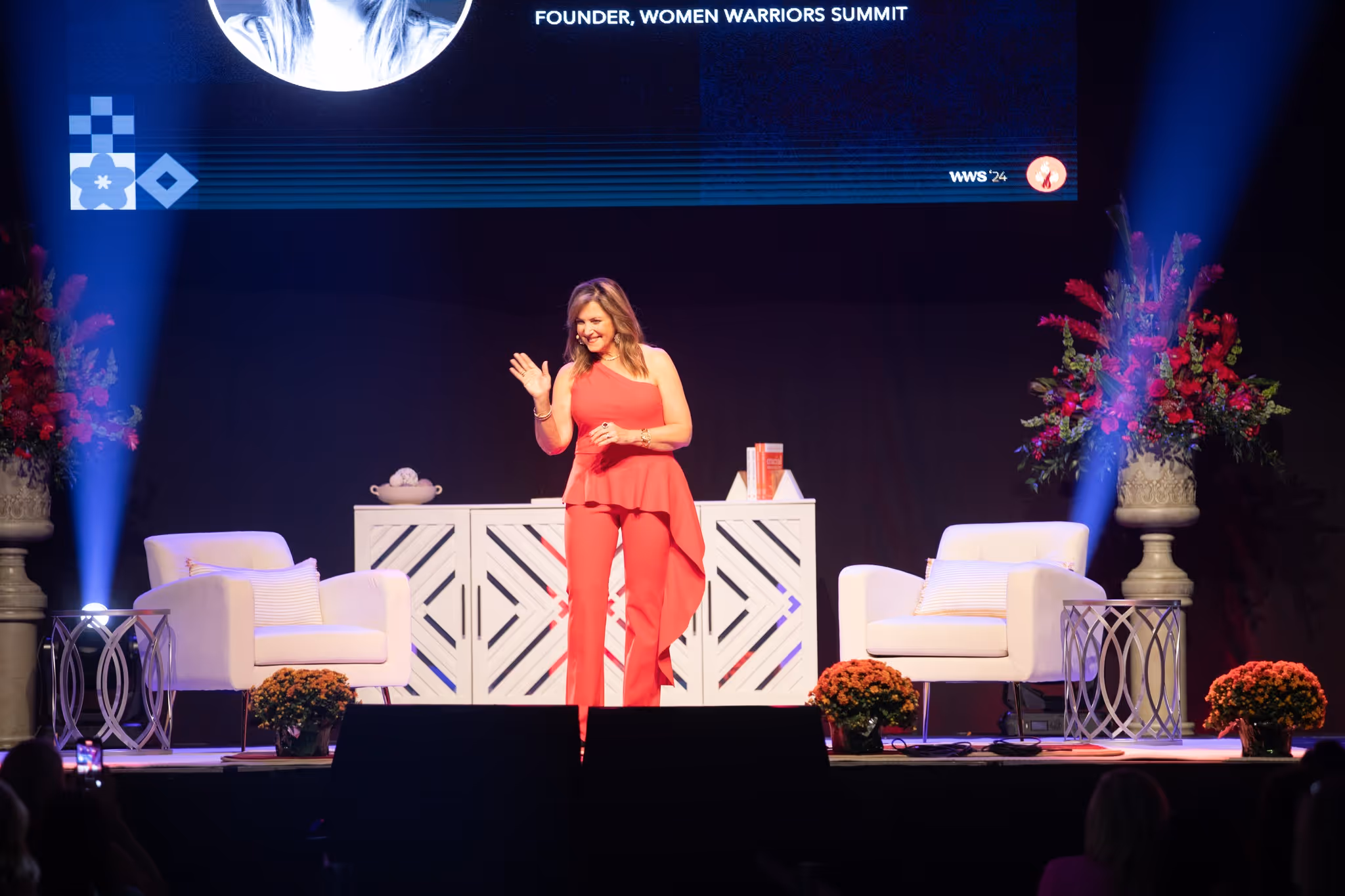 Alys Smith on stage