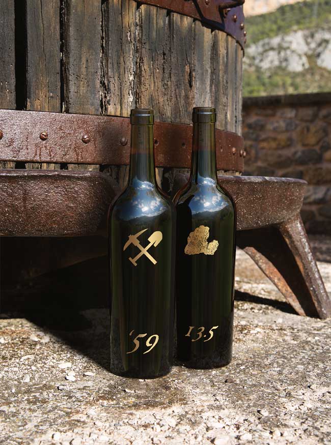 Wine lifestyle image by Outshinery