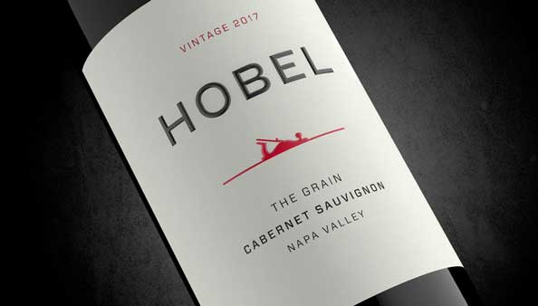 Wine bottle beauty shot by Outshinery