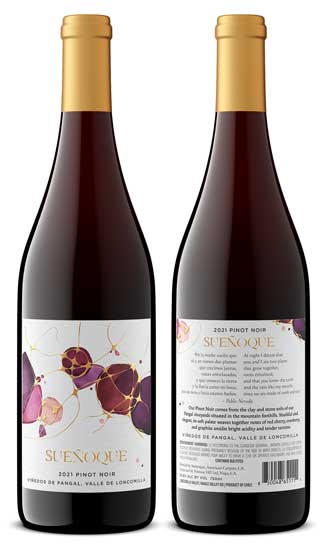 Wine bottle product shot by Outshinery