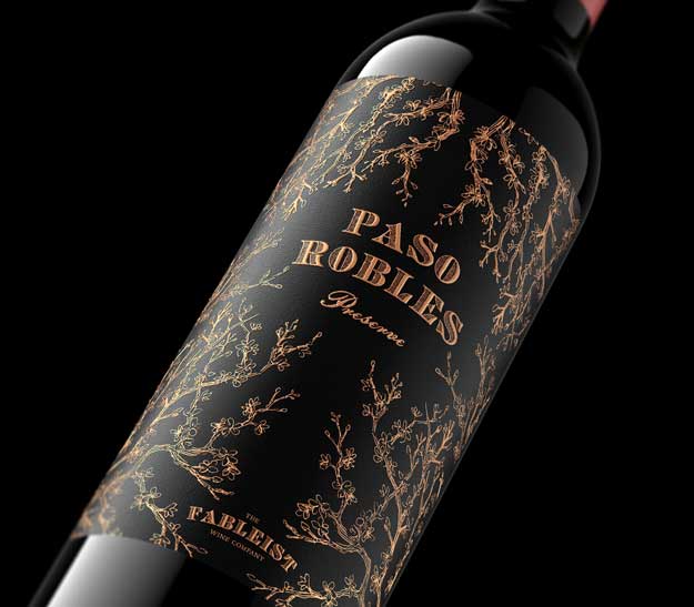 Wine bottle beauty shot by Outshinery